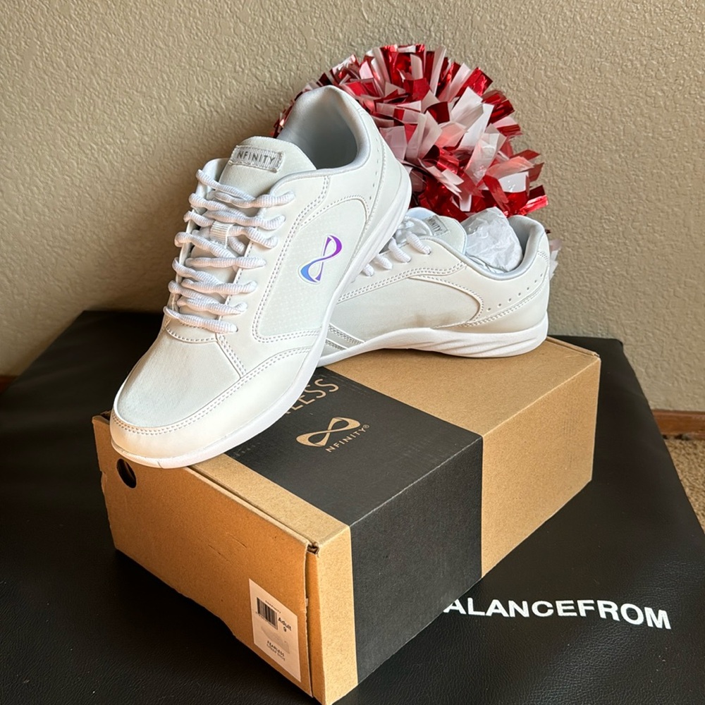 Cheer shoes good for practice, Nfinity fearless adult size 9 new in box